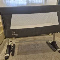 تخت کنار مادر زویه