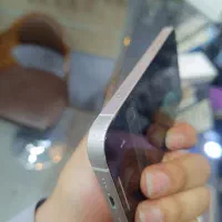 iphone 13 normal|موبایل|ری, سرتخت|دیوار