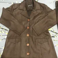 تعدادی لباس زنانه در حد نو