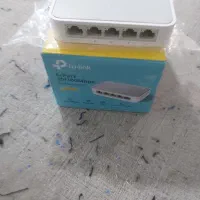 هاب و سوئیچ ۵ پورت tp link و ۲۴ پورت D link