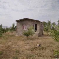 فروش سه عدد پنجره و درب ورودی ومقدا 40مترشیروانی