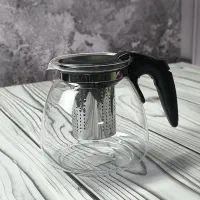 یک عدد قوری پیرکس