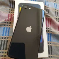 آیفون seپلمپ