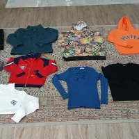 کاپشن سویشرت هودی تیشرت پیراهن شلوار لی  کفش کتونی