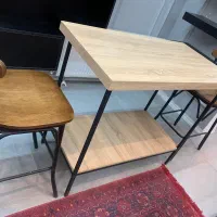 میز دو طبقه همراه با دو صندلی