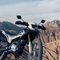 تریل پرواز200