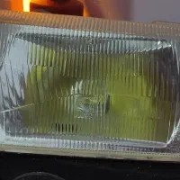 چراغ جلو پیکان