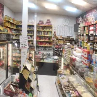 فروشنده خانم و آقا