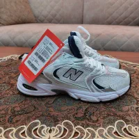 فروش کفش بروکس، هوکا، نیوبالانس|کیف، کفش، کمربند|شیراز, میدان قائم|دیوار