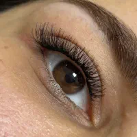 خدمات کاشت اکستنشن لیفت مژه و ابرو