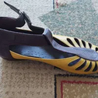 تعدادی لباس و کیف و کفش در حد نو|لباس|شیراز, فرودگاه شهید دستغیب شیراز|دیوار