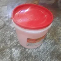 سطل و دبه ۱۰ کیلویی با درب سالم