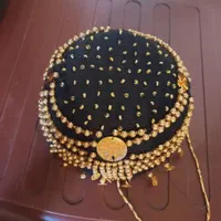 کلاه سنتی کرمانشاه .|لباس|اصفهان, باغ زیار|دیوار