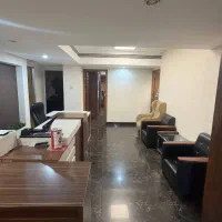 قلهک/ ۱۳۷ متر سند اداری/ بر اصلی/ ۳ پارکینگ