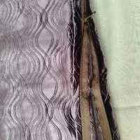 رویی تشک بالشتوغیره..|رختخواب، بالش، پتو|قنوات, |دیوار