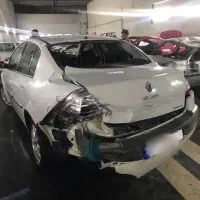 رنو مگان. مشاور و خرید تصادفی