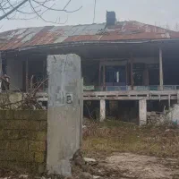 چوب هیزومی  خانه ای قدیمی راخریداریم