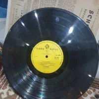 گرامافون فیلیپس و صفحه اپرای شهرزاد|کلکسیون اشیاء عتیقه|کرج, گلشهر|دیوار