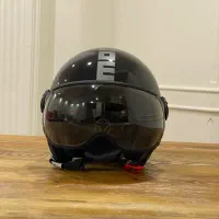 کلاه مومو دیزاین وگارد رنگید ۱۰۰۰|قطعات یدکی و لوازم جانبی|تهران, محمودیه|دیوار