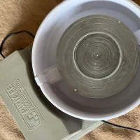 مجموعهای از وسایل کارگاه سفالگری|ابزارآلات|پاوه, |دیوار