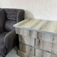 میز تحریر و کامپیوتر