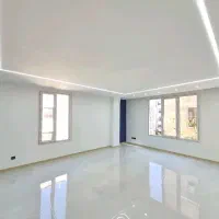 70متری-سرتاسرغرق-نور-و-نقاشی-پارکینگ-سندی