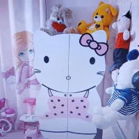 کمد لباس کودک و یک عدد ویترین