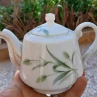ظروف وسایل قدیمی لعابی .چینی