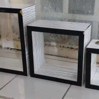 باکس سفید و قهوه ای با کیفیت همراه با ساعت قدیمی