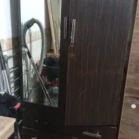 کمد لباسی قدیمی