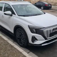آئودی Q5 etron تیپ ۳