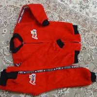 لباس دخترانه سالم و تمیز و در حد نو