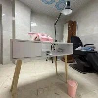 صندلی کوپ و میز ناخن