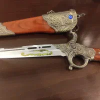 تعدادی وسایل قدیمی و آنتیک