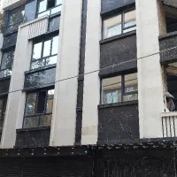 آپارتمان ۱۳۵ متری، ۳ خواب، فول، صفر