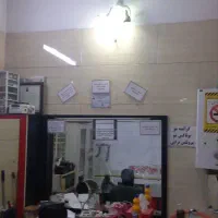 مغازه ۱۲ متری با امکانات وموقعیت عالی