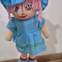 عروسک بچگانه