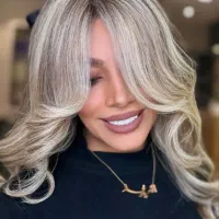 نیازمند مدل مو برای خدمات تخصصی رنگ و لایت