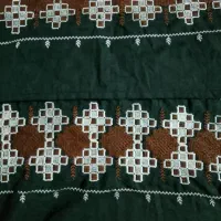 یک عدد شال سبزنسواری