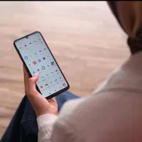 وکال v1 با حافظهٔ ۱۲۸ گیگابایت|موبایل|یزد, |دیوار