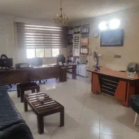 همکار اداری و نماینده فروش