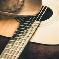 آموزش گیتار بانوان