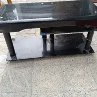 میزتلویزیون شیشه ای