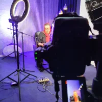 استودیو تولید محتوا / اجاره استودیو / تولید محتوا|اجارهٔ کوتاه‌مدت دفتر کار و فضای آموزشی|تهران, توحید|دیوار