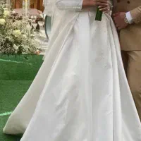 لباس عقد و عروسی