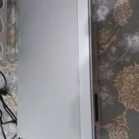 پشتی، دی وی دی، تختخواب، دستگاه اصلاح|پشتی|قروه, |دیوار