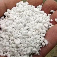 حراج پرلیت درجه یک سایز۳-۵ باغبانی و ساختمانی