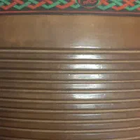 ساز تنبک|سازهای سنتی|اصفهان, ارغوانیه|دیوار