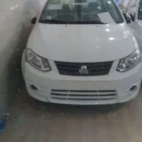 کوئیک آر مدل ۴۰۱ سفید مشکی