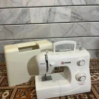 چرخ خیاطی هوگارو از برند کاچیران مدل ۴۰۱۰